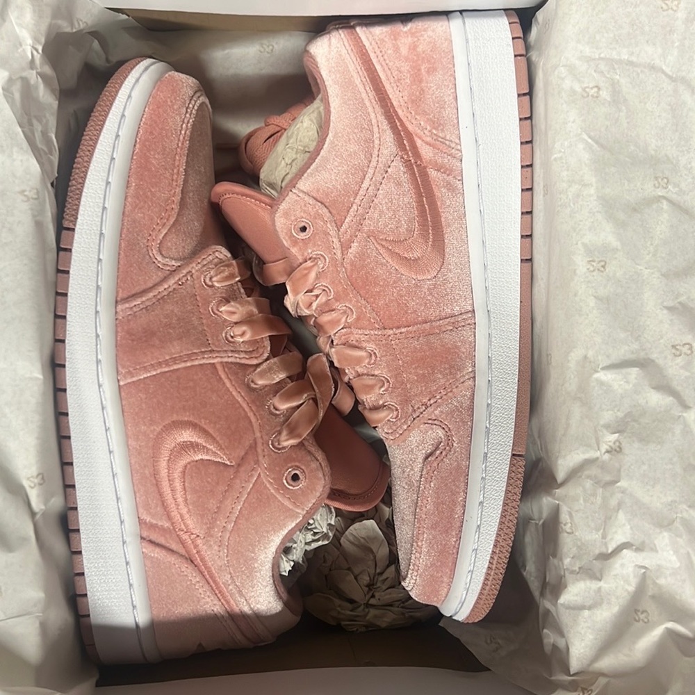 Jordan 1